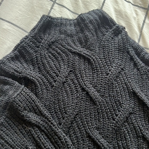 FREE PEOPLE CHUNKY KNIT SWEATER - Picture 4 of 4